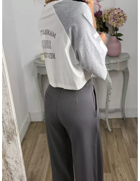 Camiseta Manhattan blanca y gris