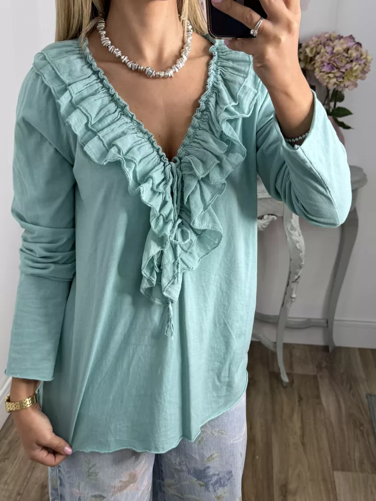 Camiseta con volantes pecho verde agua