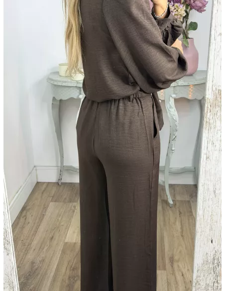 Conjunto lazada camisa marrón