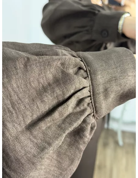 Conjunto lazada camisa marrón