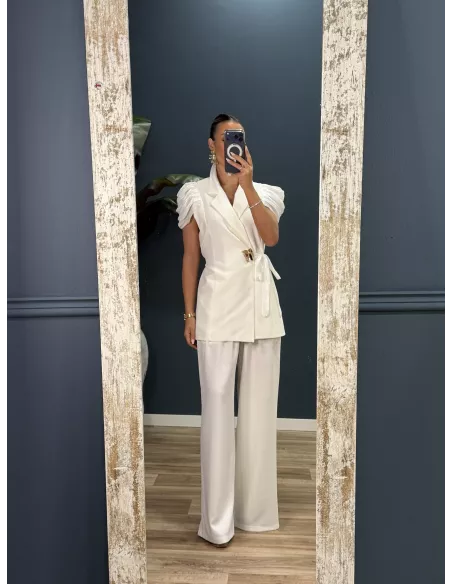 Conjunto de chaqueta organza y pantalón