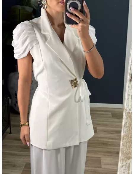 Conjunto de chaqueta organza y pantalón