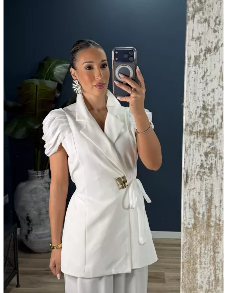 Conjunto de chaqueta organza y pantalón