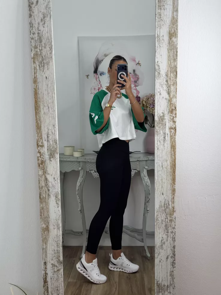 Camiseta Manhattan blanca y verde