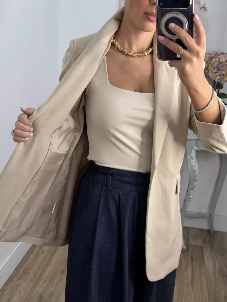 Chaqueta Amarenta beige