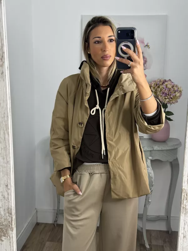 Cortavientos cuello chimenea camel