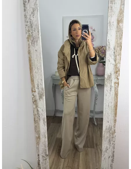 Cortavientos cuello chimenea camel