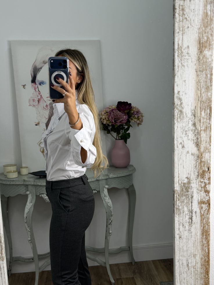 Traje chaqueta y pantalón pitillo gris