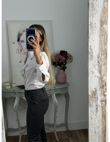 Traje chaqueta y pantalón pitillo gris