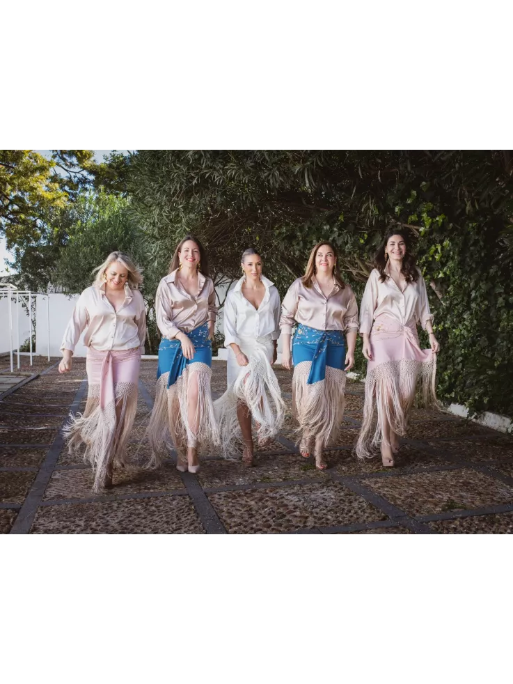 Falda azul borda con flecos