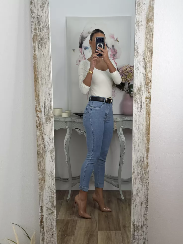 Jeans vaquero claro etiqueta roja