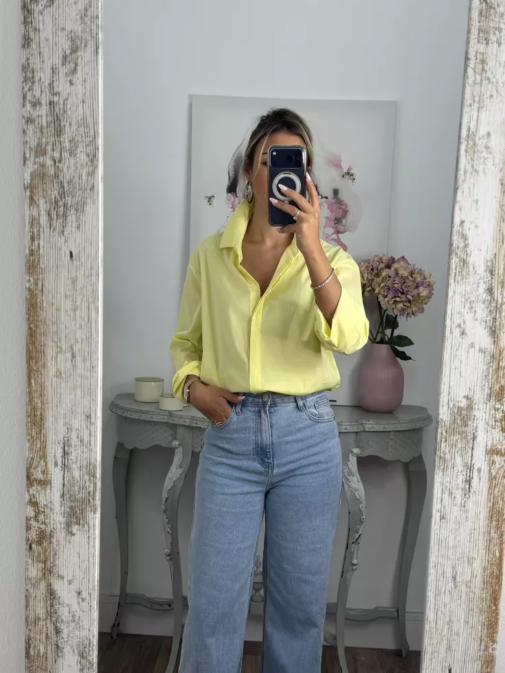 Camisa Selena  amarilla