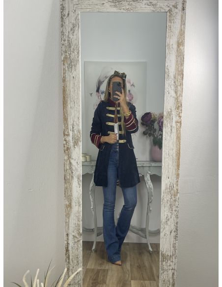 Levita corte militar azul y vino