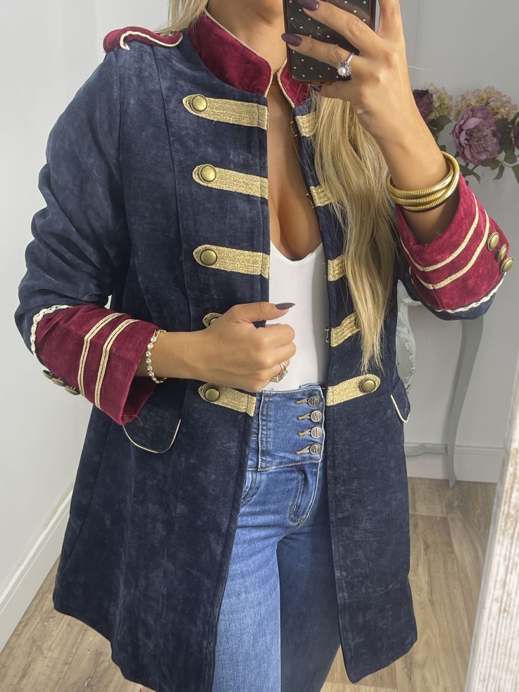 Levita corte militar azul y vino