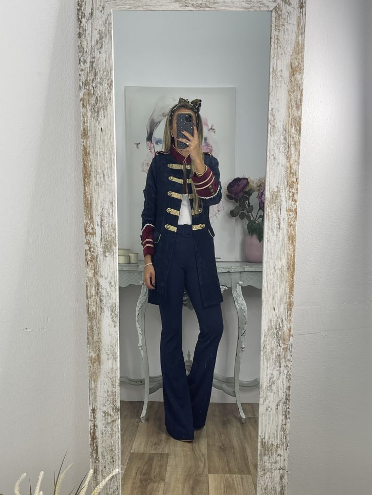 Levita corte militar azul y vino