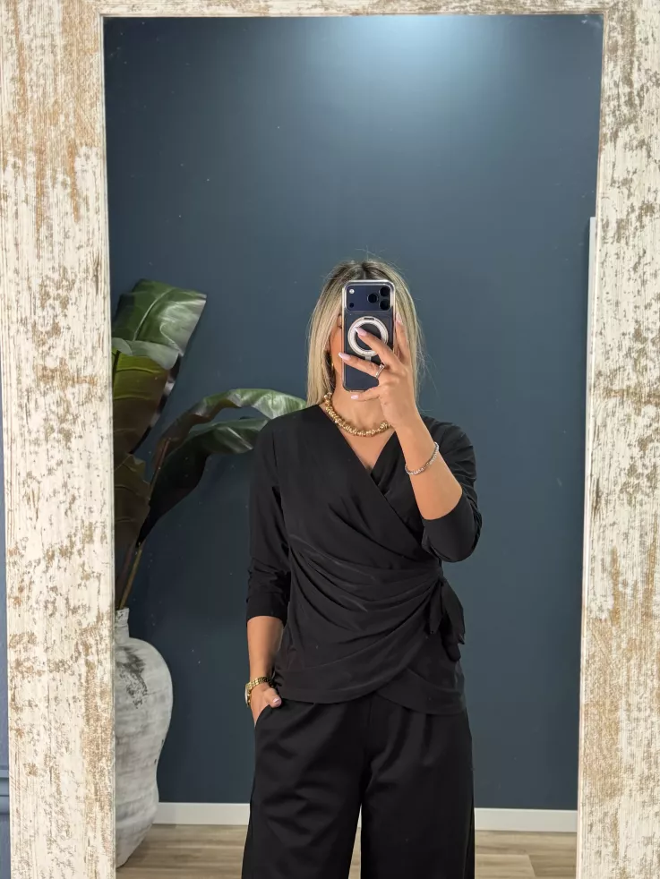 Blusa Veneciana negra