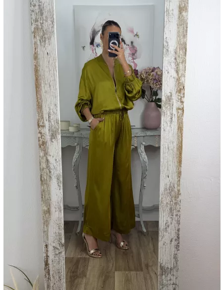 Conjunto Lucrecia satinado lima