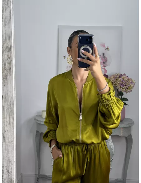 Conjunto Lucrecia satinado lima