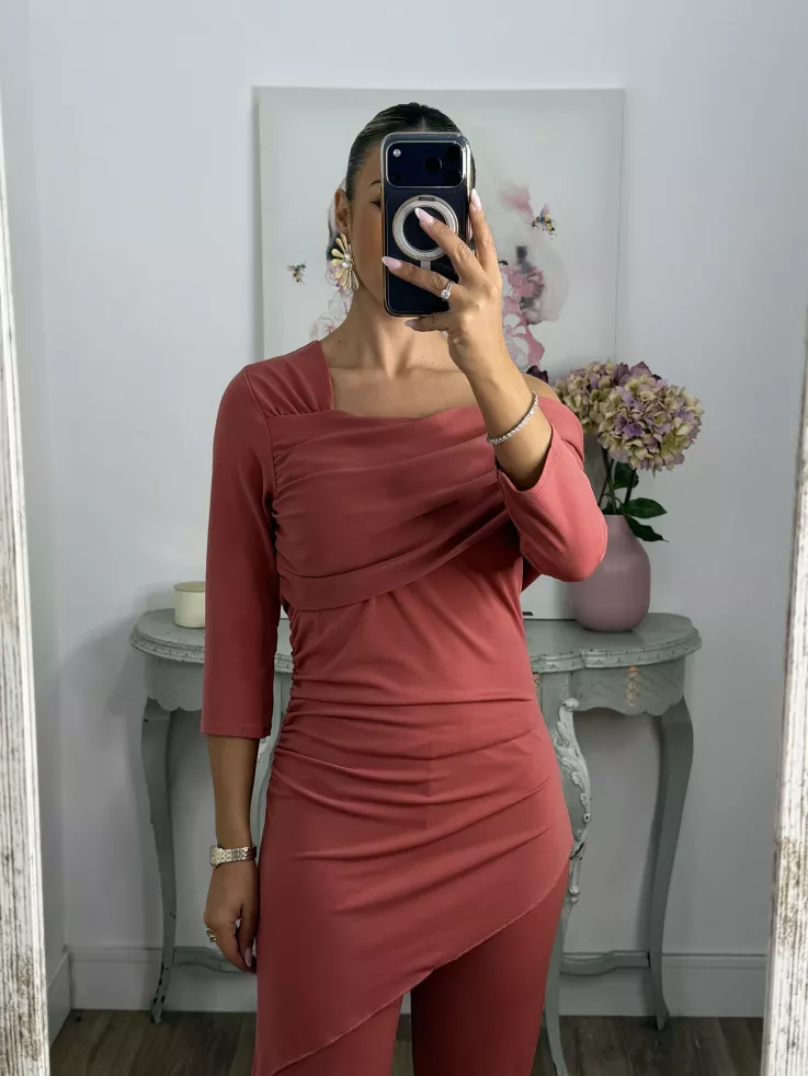 Conjunto Indara rosa