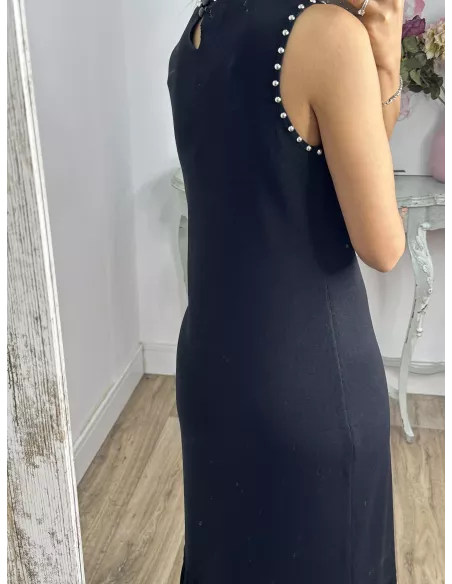 Vestido negro tachuelas y flecos