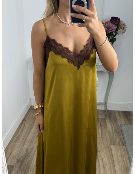 Vestido lencero largo mostaza