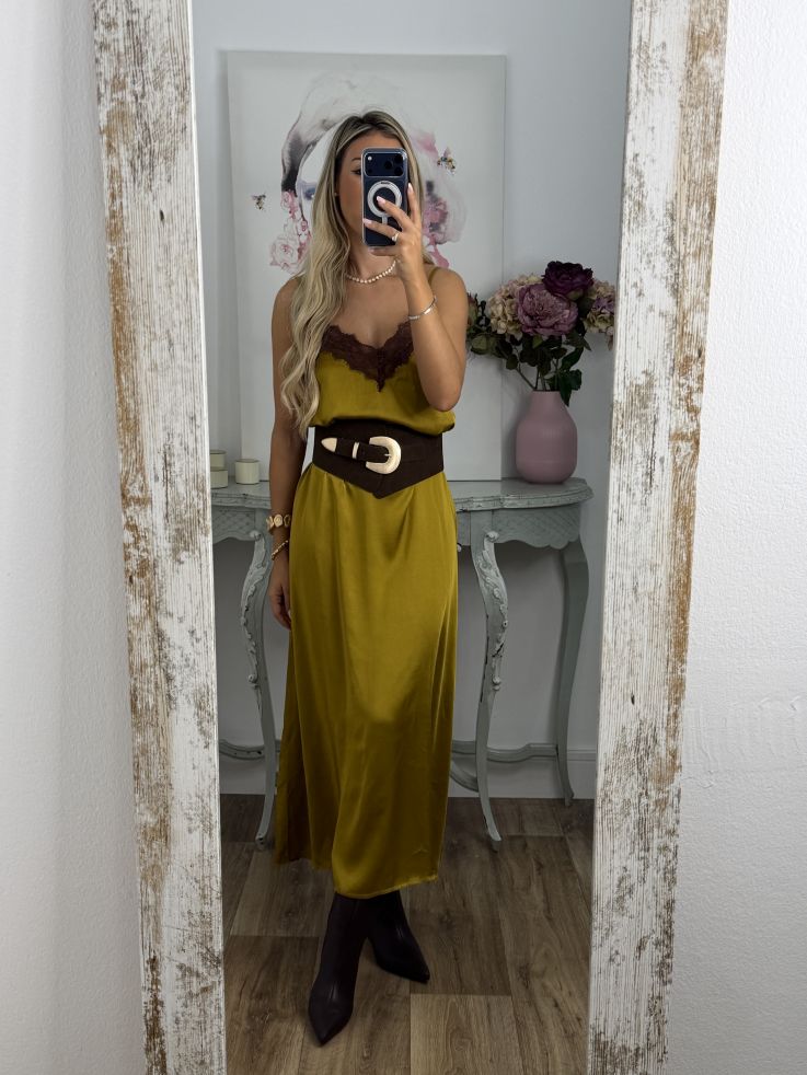 Vestido lencero largo mostaza