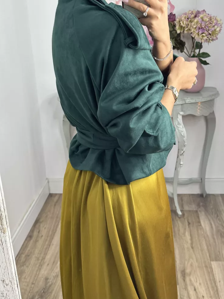 Gabardina corta antelina verde