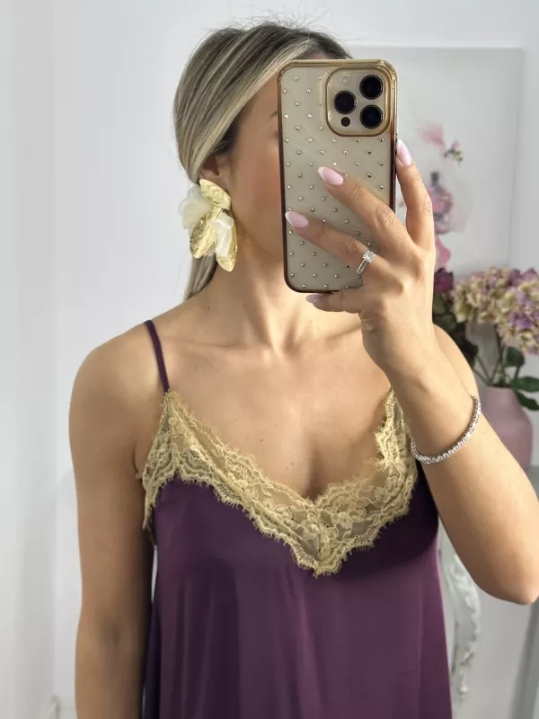 Pendientes hojas dorado y tul beige