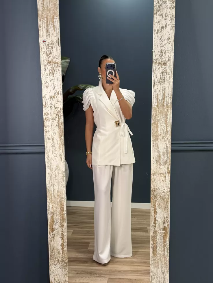 Conjunto de chaqueta organza y pantalón