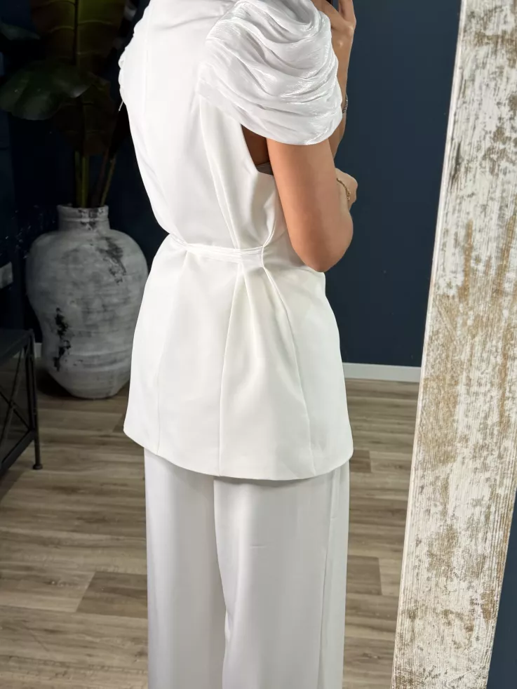 Conjunto de chaqueta organza y pantalón