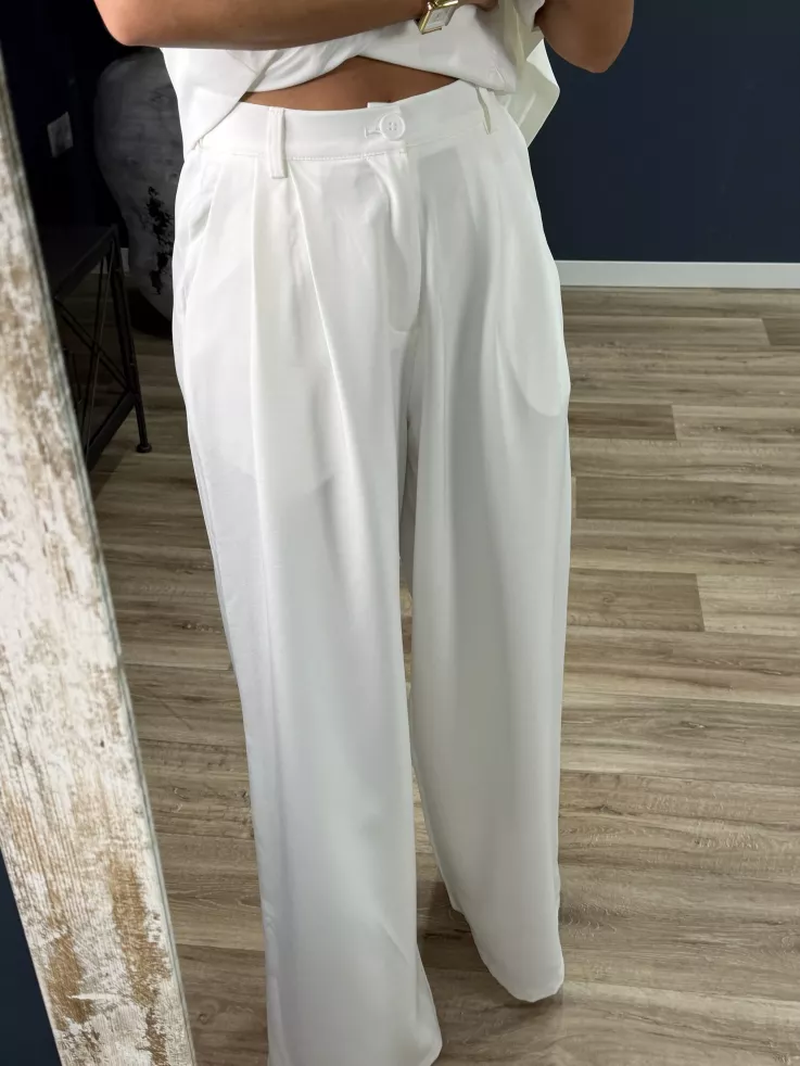 Conjunto de chaqueta organza y pantalón