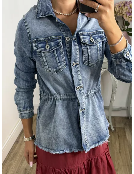 Chaqueta Denim efecto desgastado
