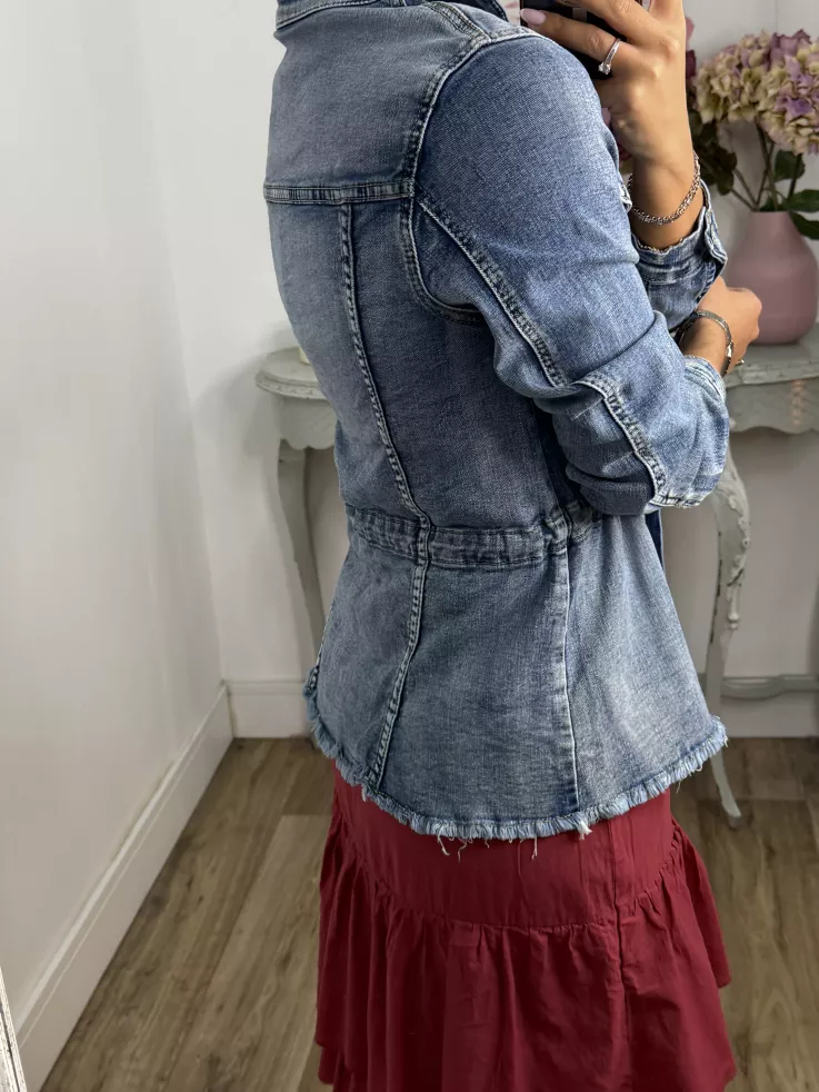 Chaqueta Denim efecto desgastado