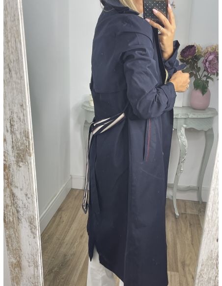 Gabardina azul marino cinturón raya