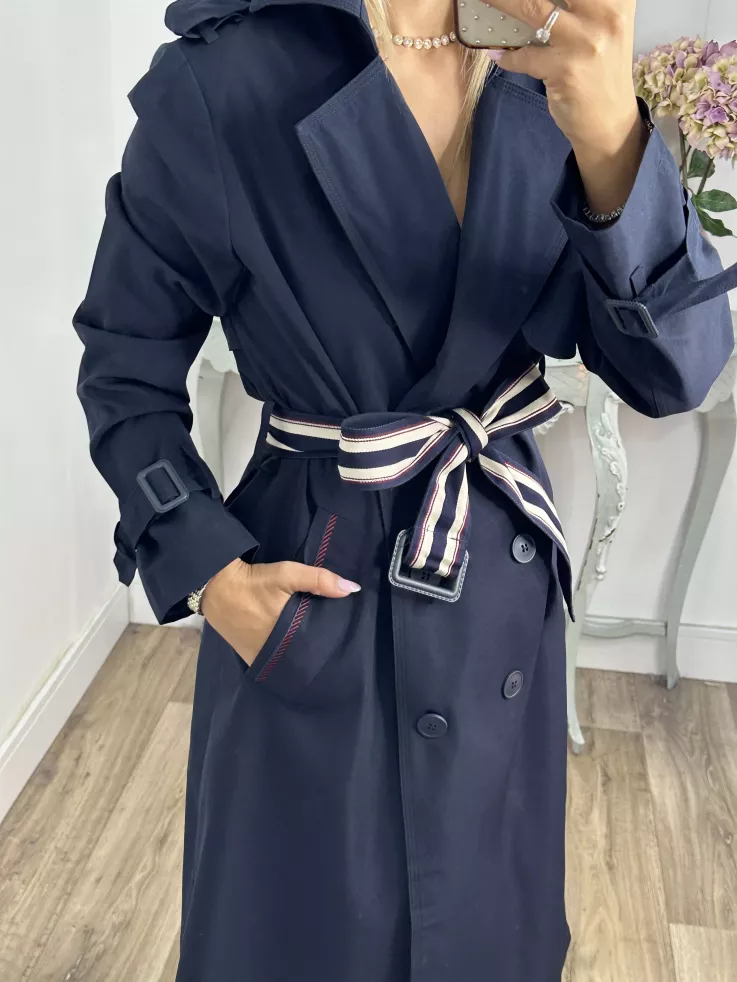 Gabardina azul marino cinturón raya