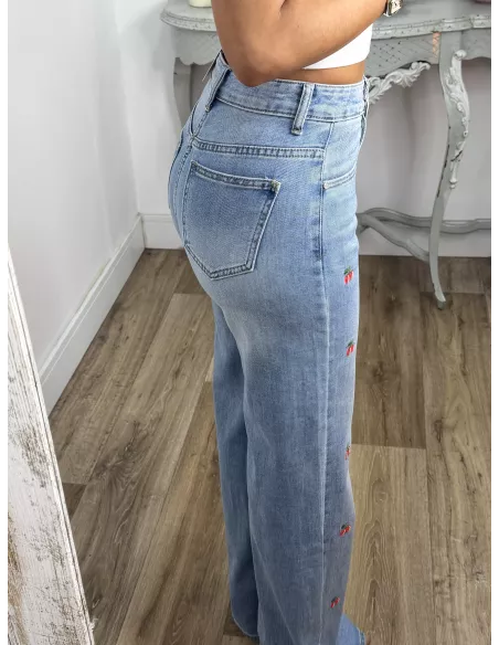 Jeans cerezas rojas