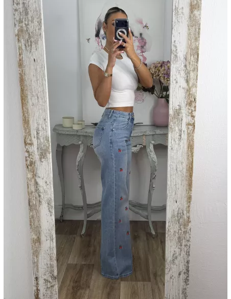 Jeans cerezas rojas