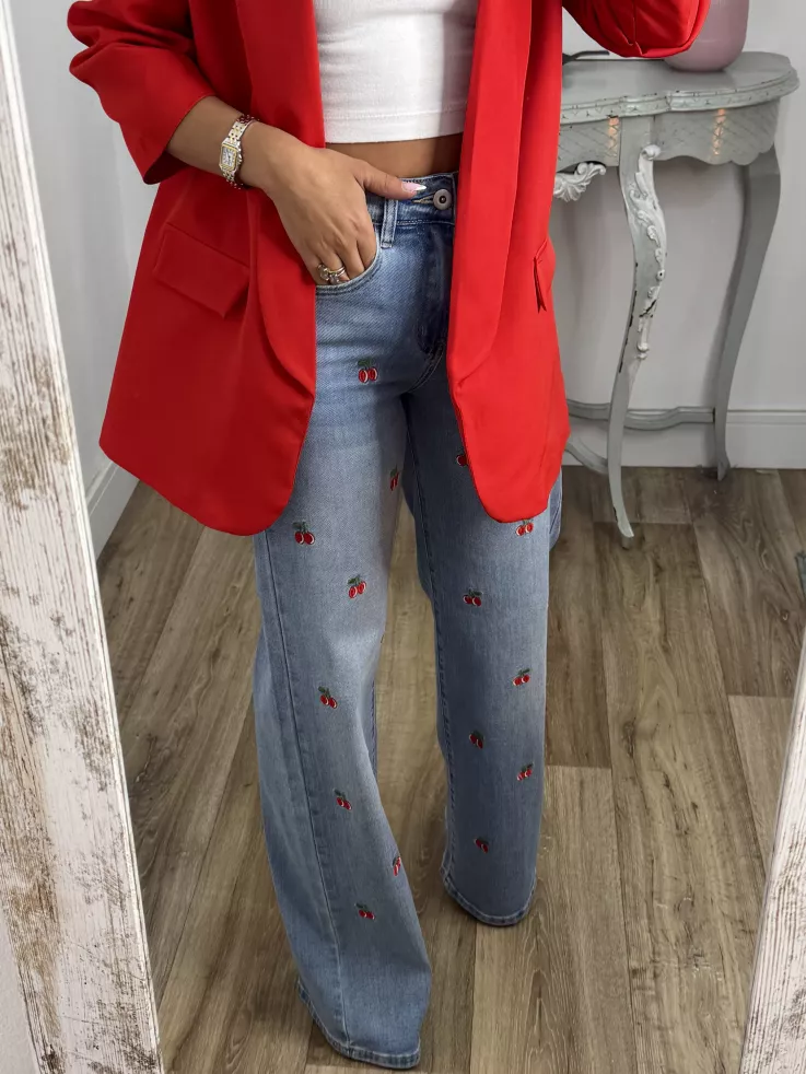 Jeans cerezas rojas