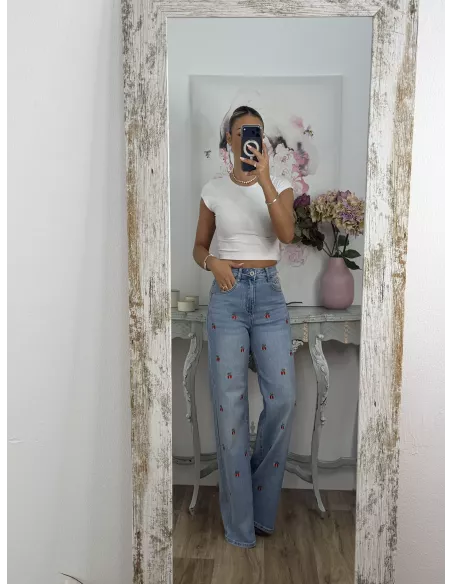 Jeans cerezas rojas