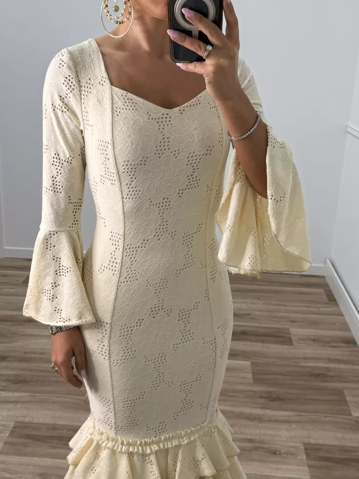 Vestido flamenca perforado beige