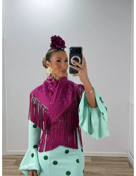 Mantón bordado unicolor buganvilla