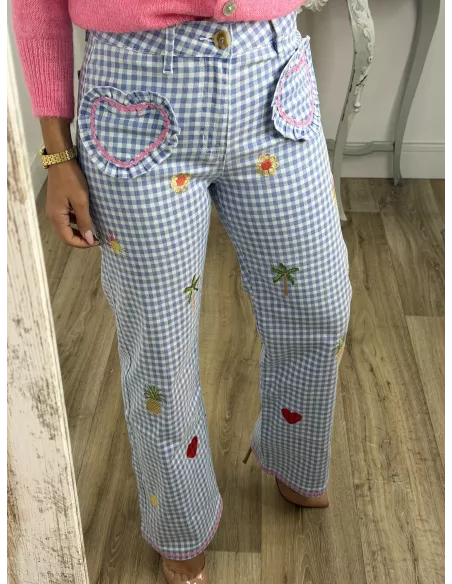 Jeans cuadros vichy azul bordados