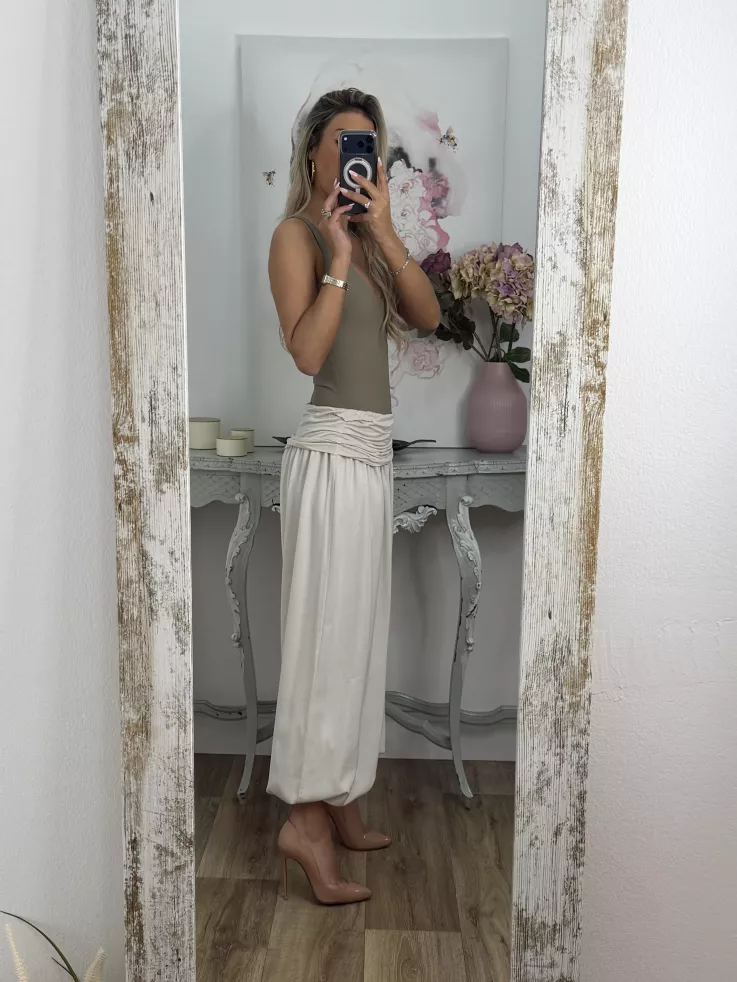 Pantalón Aladín bombacho beige