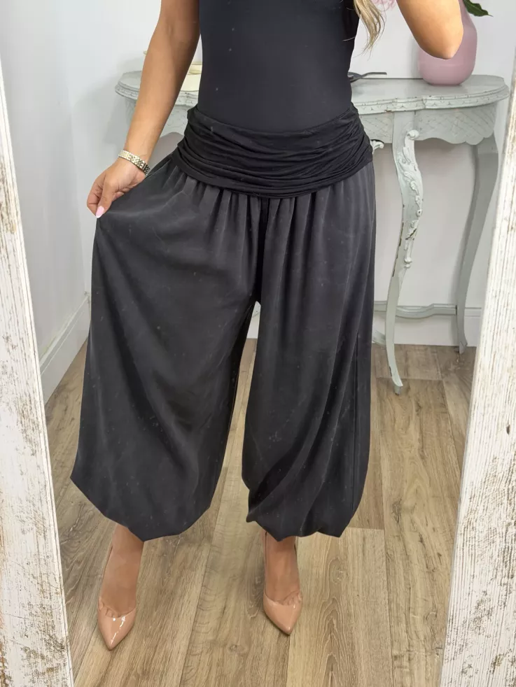 Pantalón Aladín bombacho negro