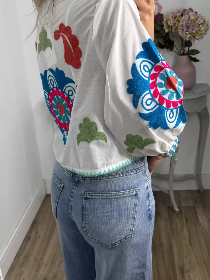 Chaqueta Indian ribete cuello azul