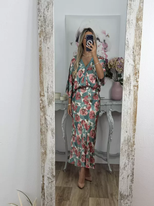 Conjunto Mena flores grandes azul