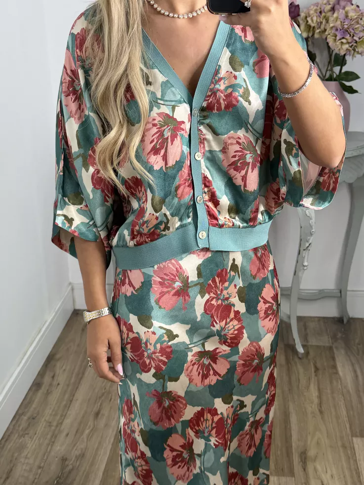 Conjunto Mena flores grandes azul