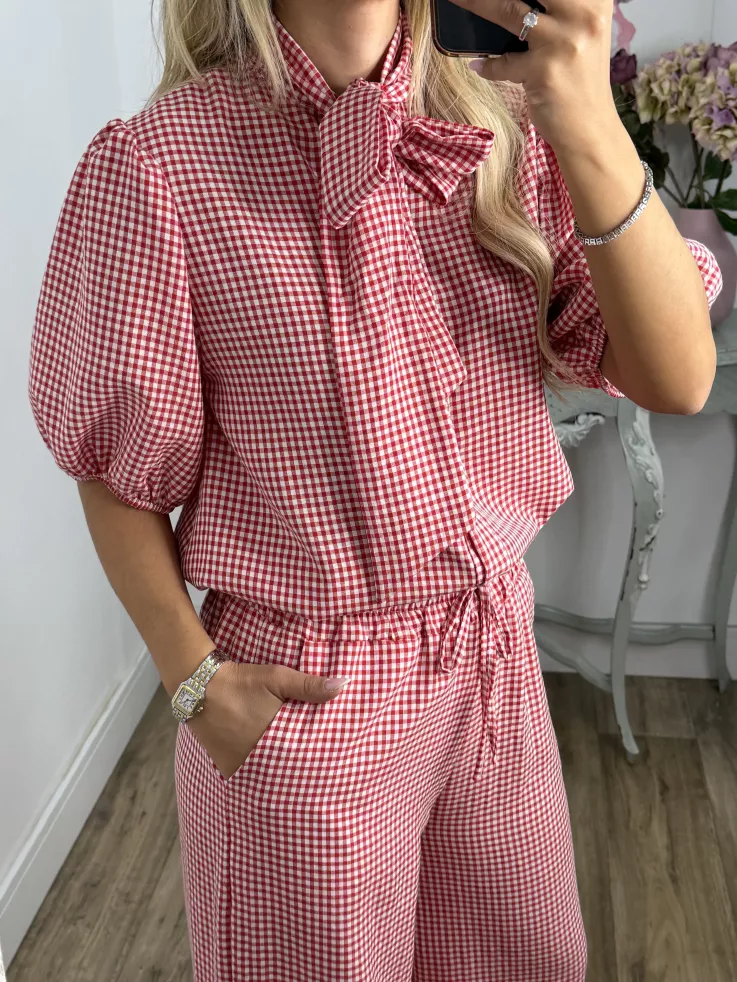 Conjunto camisa y pantalón vichy rojo