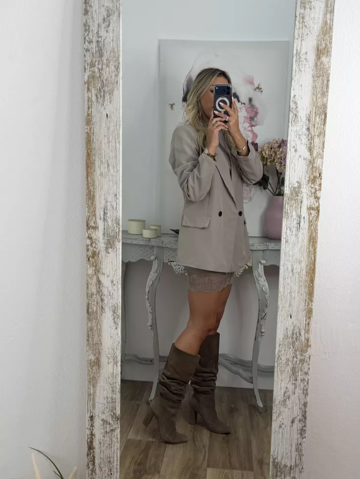 Chaqueta cruzada taupe