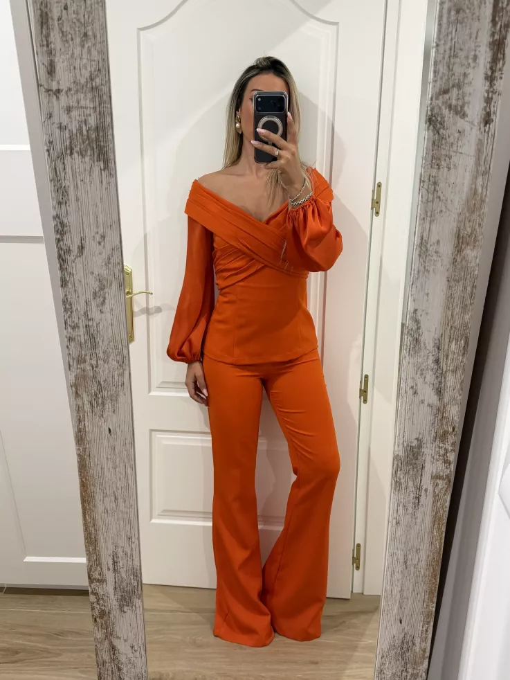 Conjunto Lomas naranja